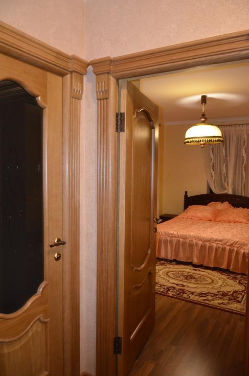 Джерело カームヤネツィ・ポジーリシクィイ 部屋 写真